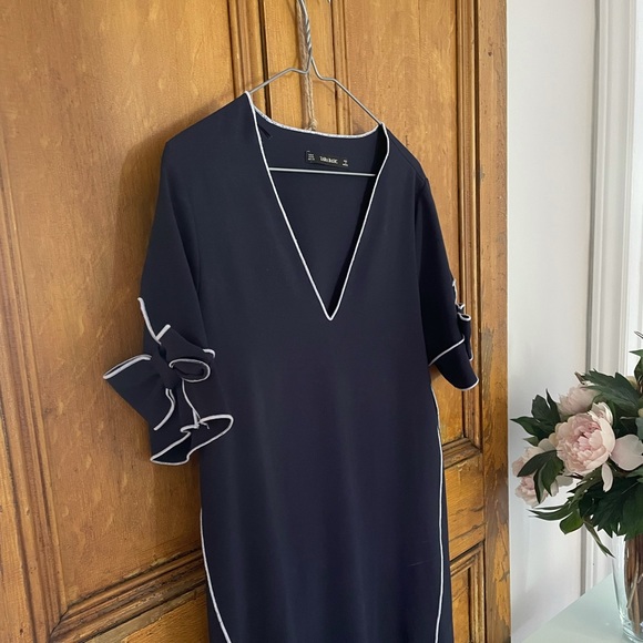 Zara Basic Blue Dress - Picture 4 of 4